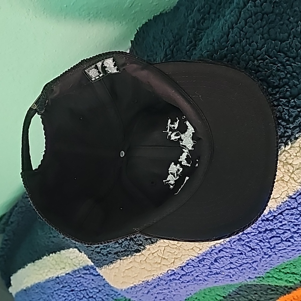 SNRK Hat - Picture 5 of 7